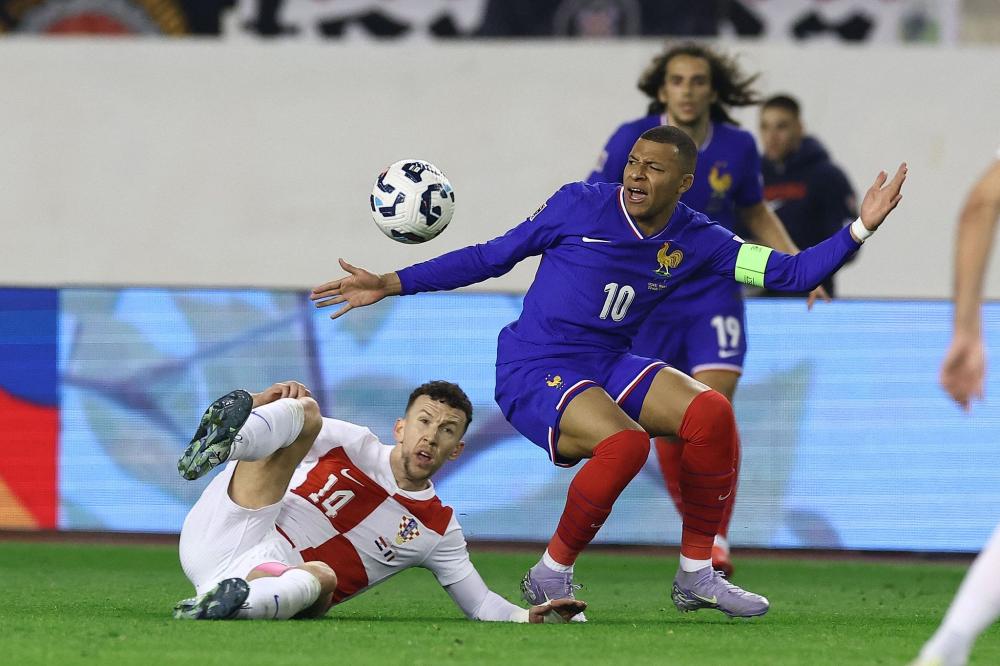 利亞裡的興 利亞裡的興