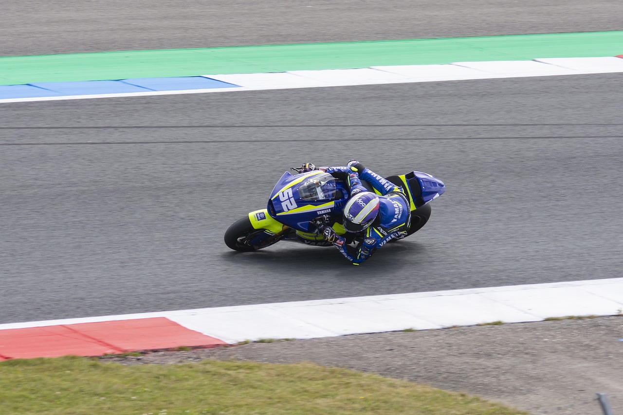 值得我们深 值得我们深